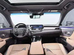 2020 Lexus ES 300h Premium, белый — фото 11