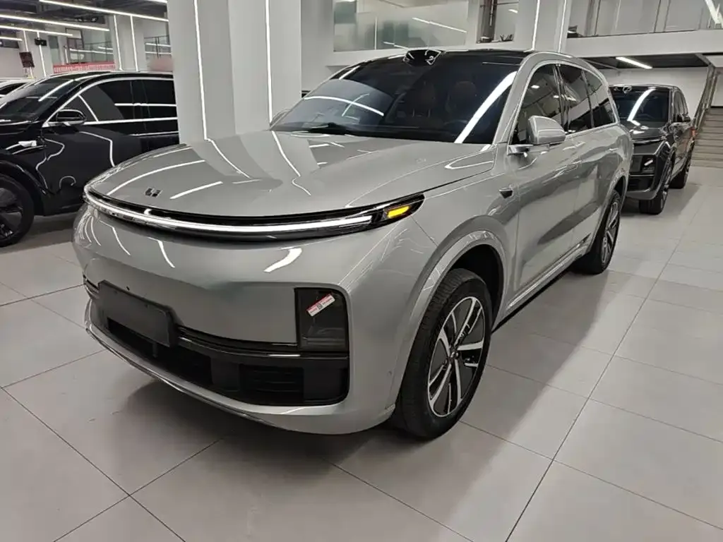 2024 Li Auto L8