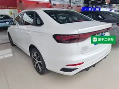 2022 Geely Emgrand 4th Gen 1.5L CVT Premium, белый — фото 5