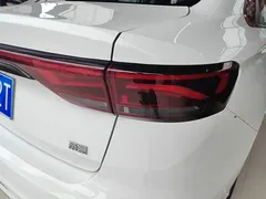 2022 Geely Emgrand 4th Gen 1.5L CVT Premium, белый — фото 8