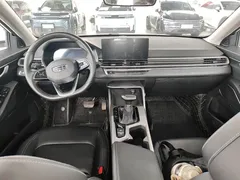 2022 Geely Emgrand 4th Gen 1.5L CVT Premium, белый — фото 10