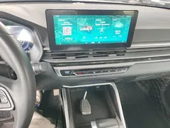 2022 Geely Emgrand 4th Gen 1.5L CVT Premium, белый — фото 13