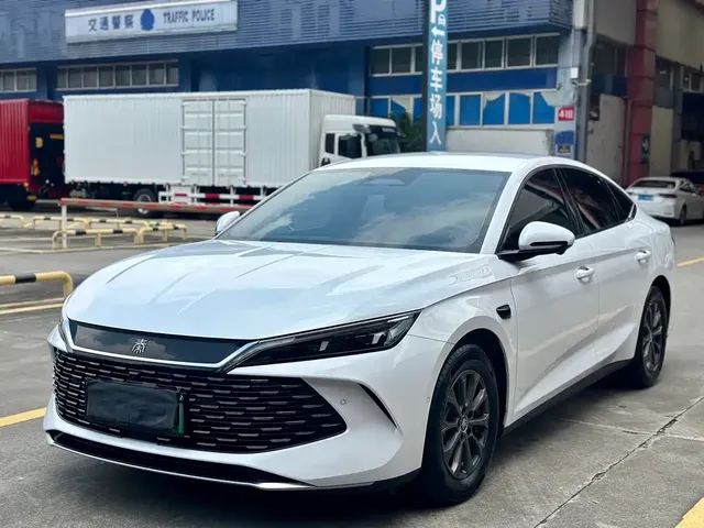 2025 BYD Qin L PHEV 80km Leading Smart Driving