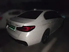 2021 BMW 5 Series 535Le PHEV Pioneer M Sport Package, белый — фото 6