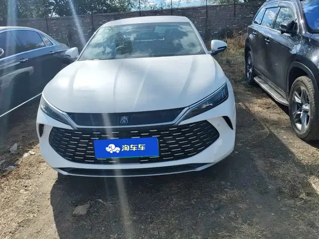 2025 BYD Qin L PHEV 80km Leading Smart Driving