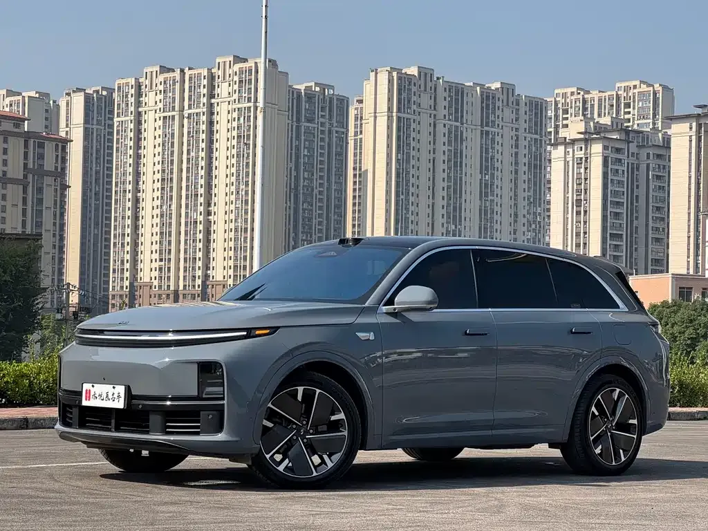 2025 Li Auto L7