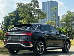 2021 Audi Q5L Sportback 40 TFSI Fashion, чёрный — фото 5