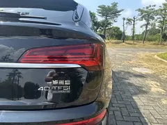 2021 Audi Q5L Sportback 40 TFSI Fashion, чёрный — фото 18