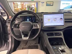 2023 BYD Destroyer 05 Champion DM-i PHEV 120km Premium — фото 15