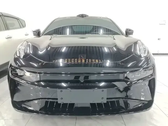 2025 Zeekr 001 ME 100kWh 4WD