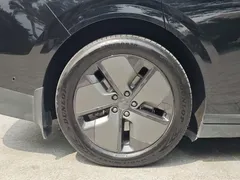 2025 Li Auto i6 2WD Standard, чёрный — фото 21