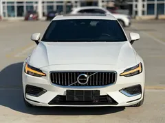 2021 Volvo S60 T4 Luxury, белый — фото 3