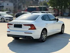 2021 Volvo S60 T4 Luxury, белый — фото 7
