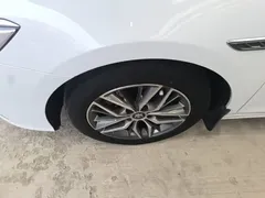 2023 BYD Qin PLUS Champion DM-i PHEV 55km Exceed, белый — фото 23