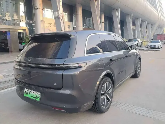 2024 Li Auto L8