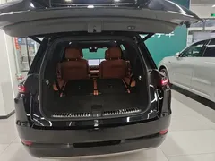 2025 Li Auto L9 Smart Refresh, чёрный — фото 19