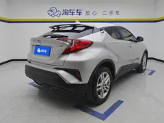 2021 Toyota C-HR 2.0L Comfort — фото 3
