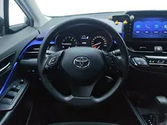 2021 Toyota C-HR 2.0L Comfort — фото 15
