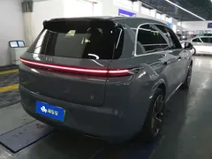 2025 Li Auto L8 Smart Refresh — фото 3