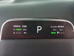 2025 Li Auto L8 Smart Refresh — фото 14
