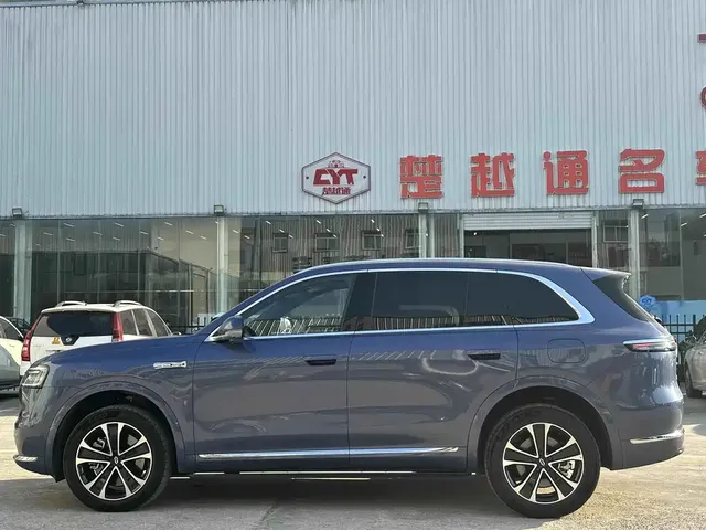 2026 Aito M7 EREV Ultra 4WD 5-seat 192-line Lidar
