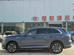 2026 Aito M7 EREV Ultra 4WD 5-seat 192-line Lidar, синий — фото 4