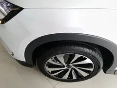 2023 BYD Song PLUS Champion EV 520km Premium, белый — фото 23