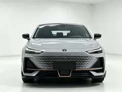 2022 Changan UNI-V 1.5T Sport — фото 2
