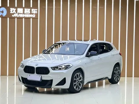 2021 BMW X2 Night Edition