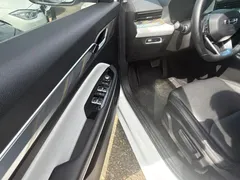 2022 Geely Emgrand L 1.4T CVT Ultimate, белый — фото 4