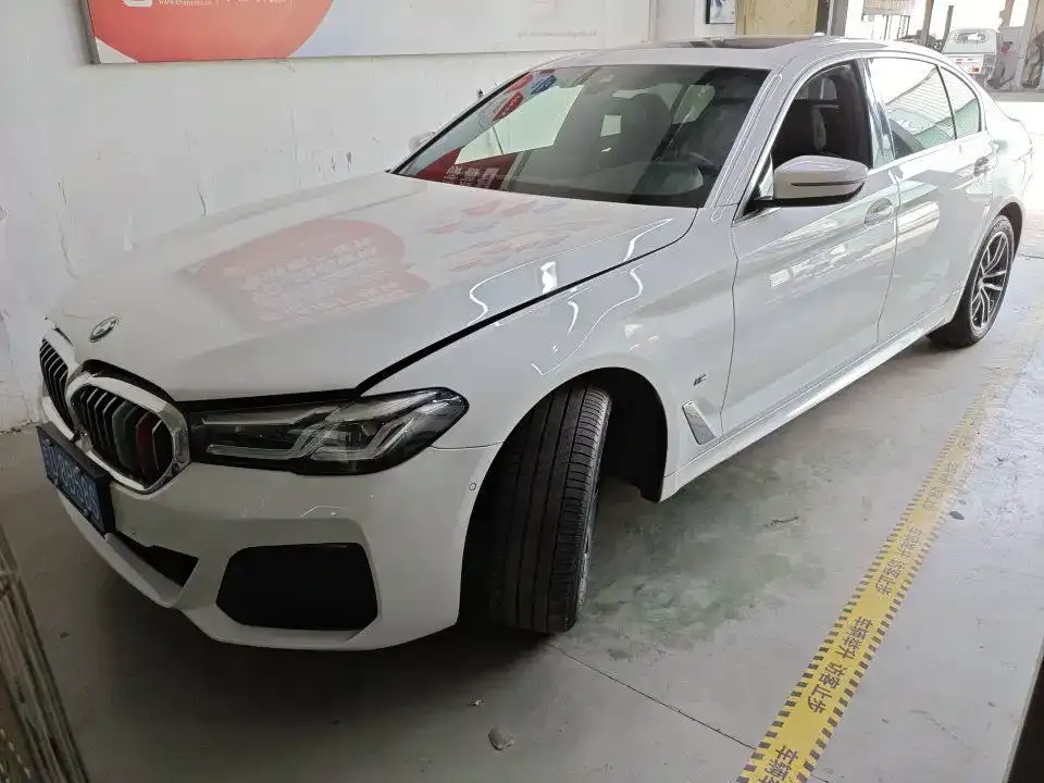 2022 BMW 5 Series 525Li M Sport Package