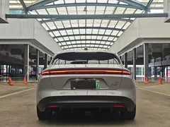 2023 Nio ET5T 75kWh Touring — фото 4