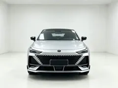 2022 Changan UNI-V 1.5T Sport — фото 2