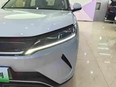 2024 BYD Yuan UP 401km Vitality, белый — фото 11