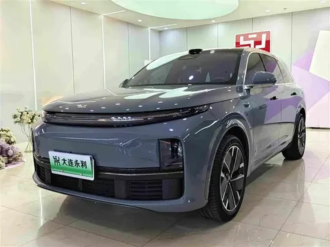 2025 Li Auto L7