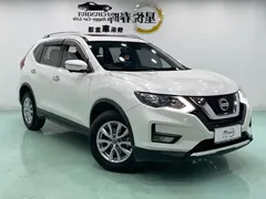 2021 Nissan X-Trail 2.0L CVT 2WD XL ITS Comfort, белый — фото 3