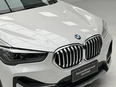2022 BMW X1 Premium, белый — фото 4