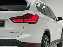 2022 BMW X1 Premium, белый — фото 15