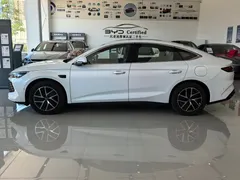 2025 BYD Qin L PHEV Smart Driving 120km Leading, белый — фото 6