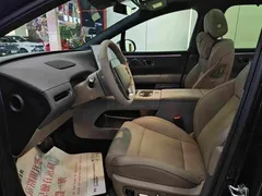 2025 Li Auto i6 2WD Standard, чёрный — фото 4