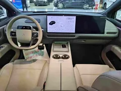 2025 Li Auto i6 2WD Standard, чёрный — фото 6