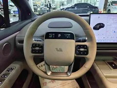 2025 Li Auto i6 2WD Standard, чёрный — фото 8