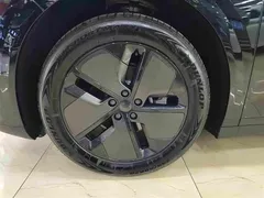 2025 Li Auto i6 2WD Standard, чёрный — фото 10