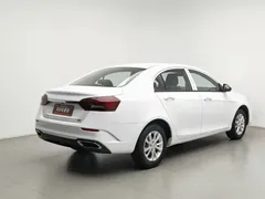 2021 Geely Emgrand UP 1.5L CVT Comfort, белый — фото 2
