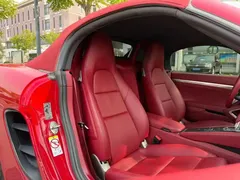 2022 Porsche 718 Boxster 2.0T — фото 9
