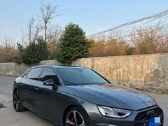 2022 Audi A4L 45 TFSI quattro Select Dynamic — фото 2