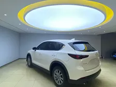 2022 Mazda CX-5 2.0L AT 2WD, белый — фото 4