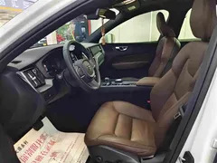 2022 Volvo XC60 4WD Zhiyi Luxury, белый — фото 5