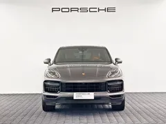 2022 Porsche Cayenne Turbo 4.0T — фото 2