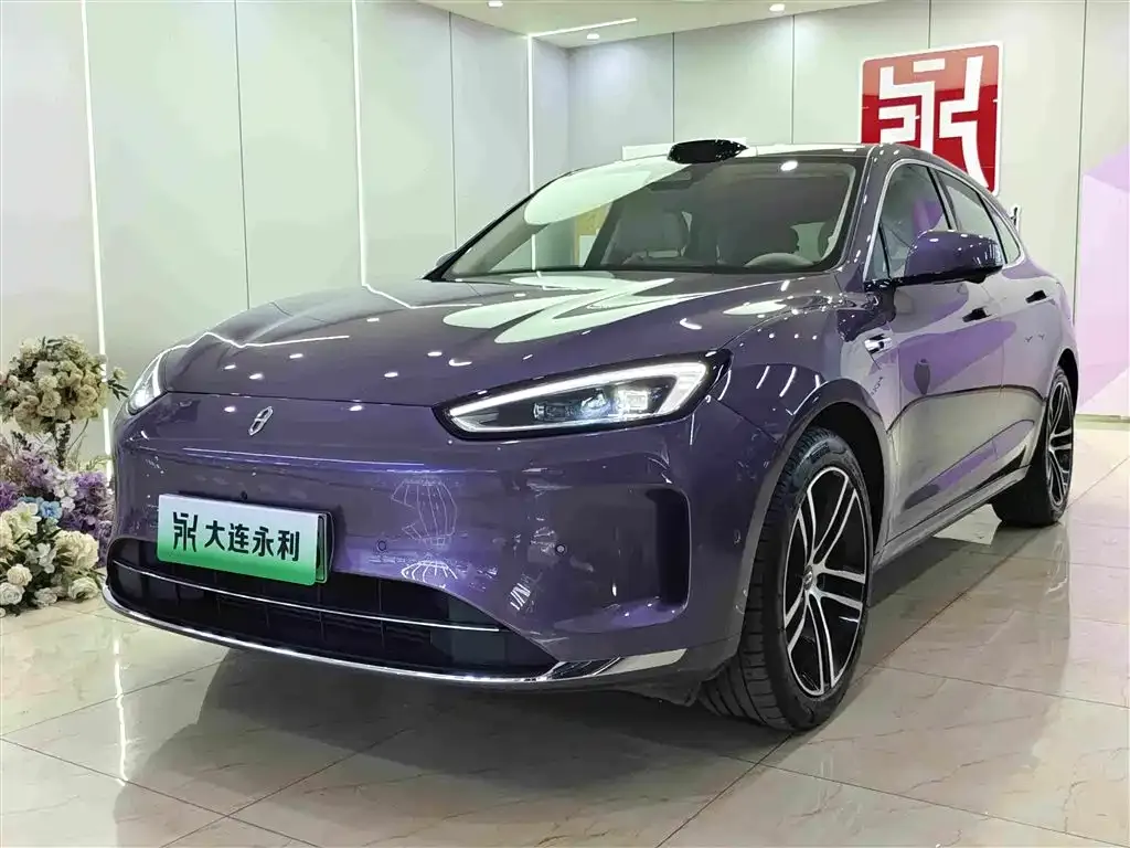 2025 Aito M5 EREV Ultra 4WD